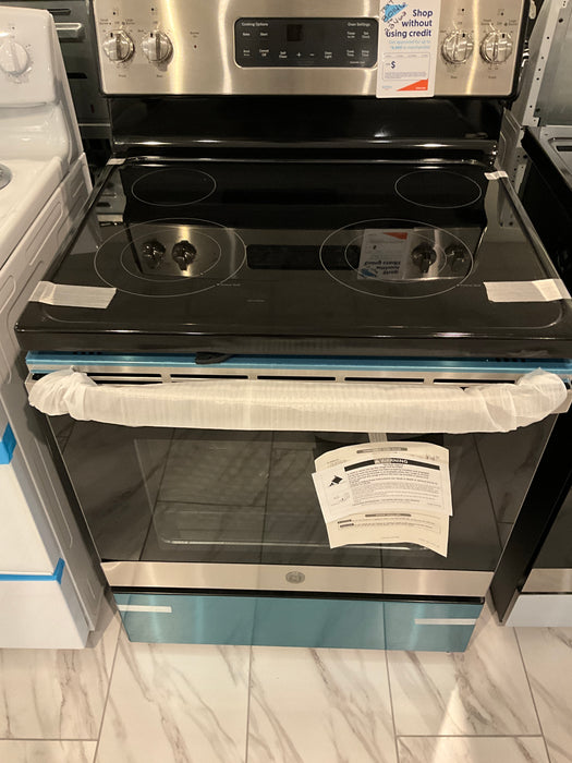 G.E OVEN RANGE GB645RKSS